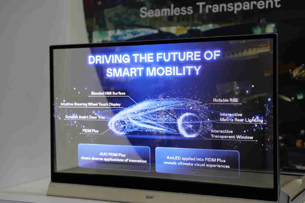 壹号平台凭借着超高亮度和透明度，，这款30吋透明Micro LED显示器在AR系统与智慧零售具有潜在的应用价值。。。